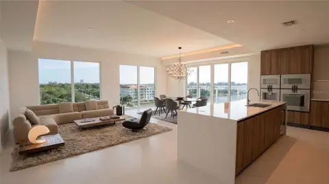 1020 SUNSET POINT RD #609 — home for sale
