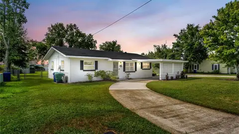 1668 ROSELAWN ST SW — home for sale