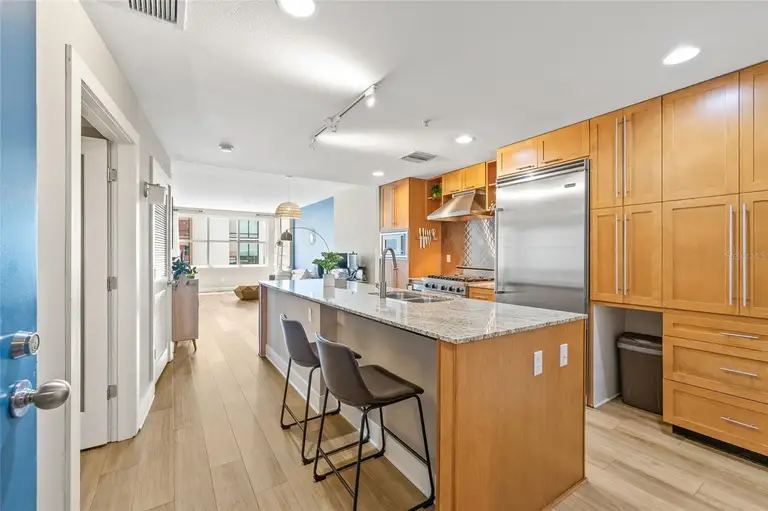 1120 E KENNEDY BLVD #734 — photo 3