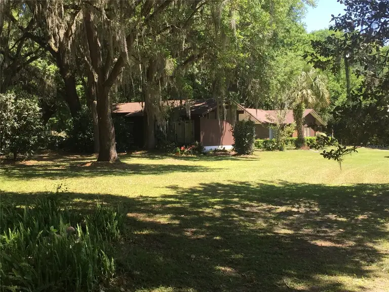 8136 NW 5TH CT — photo 4