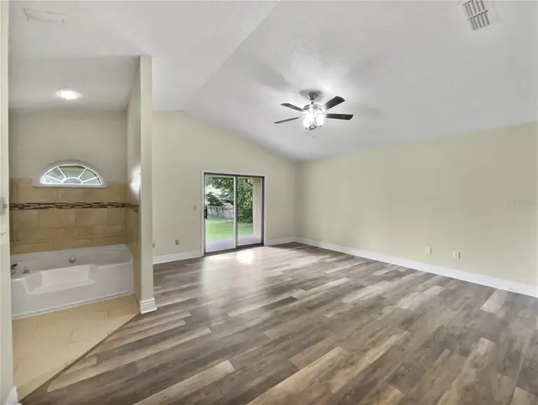 862 N 4TH AVE — photo 5