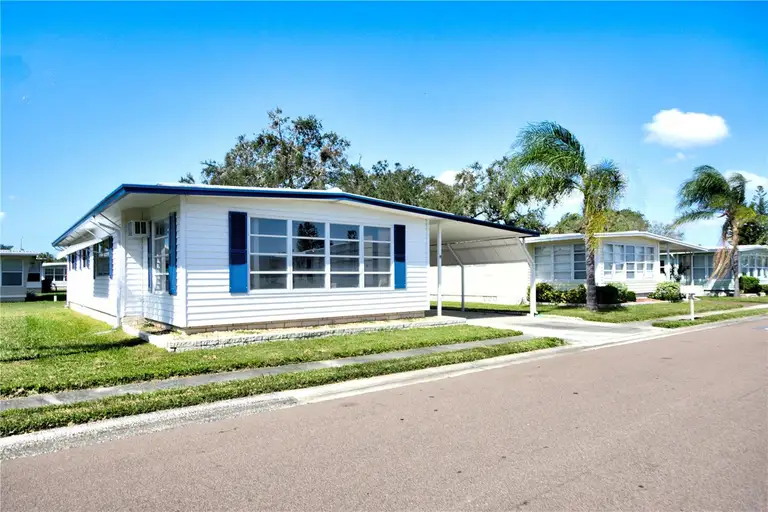 1100 BELCHER RD S #561