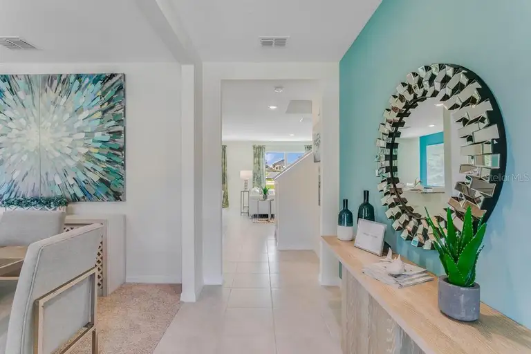 820 DEBARY AVE