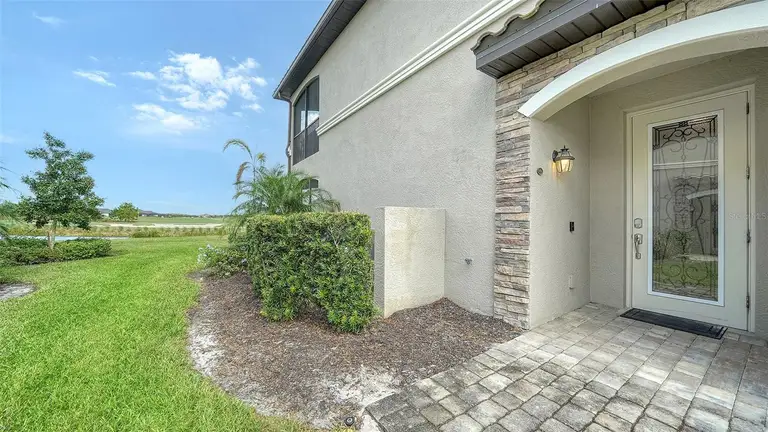 17815 GAWTHROP DR #101 — photo 3