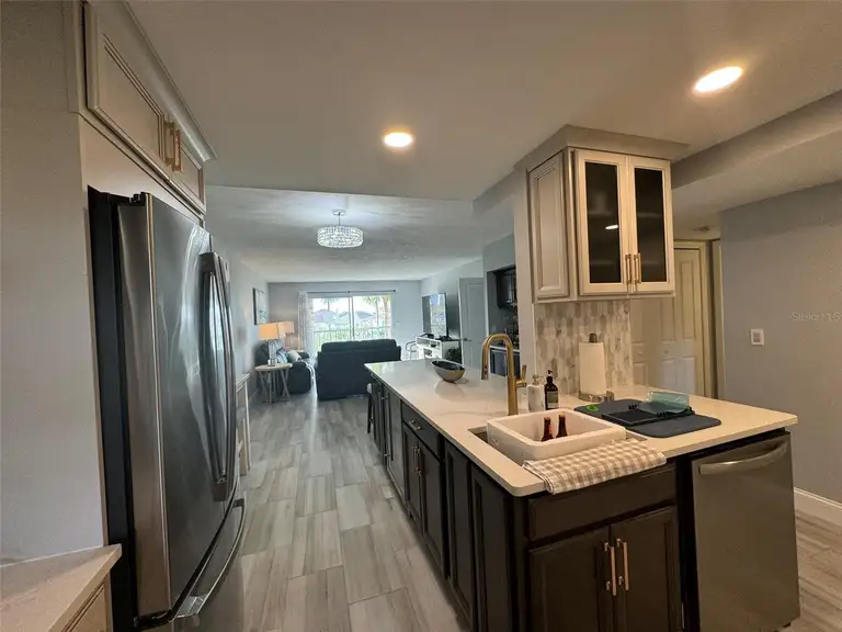 5537 SEA FOREST DR #208 — photo 5