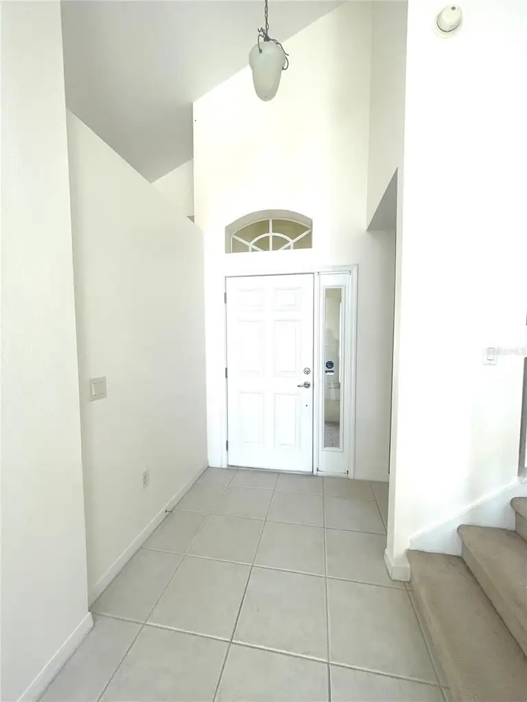 2353 ROANOKE SPRINGS DR — photo 3