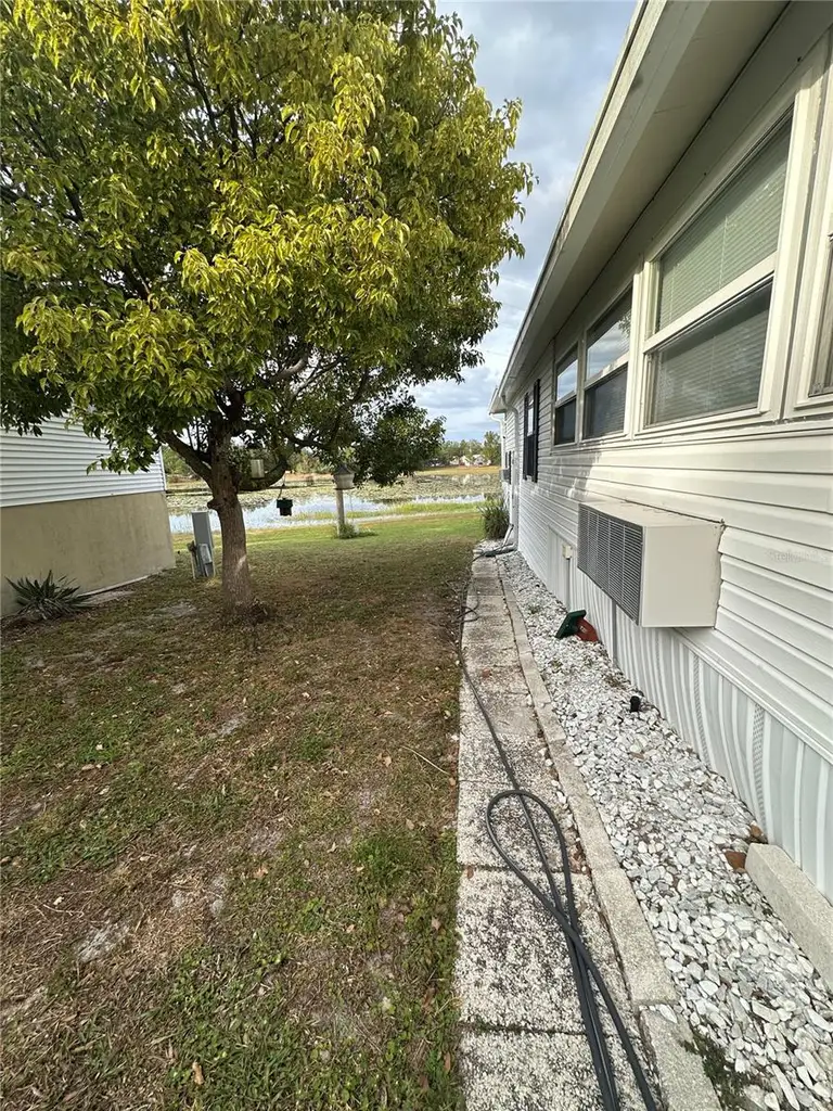 9289 GRIZZLY BEAR LN — photo 4