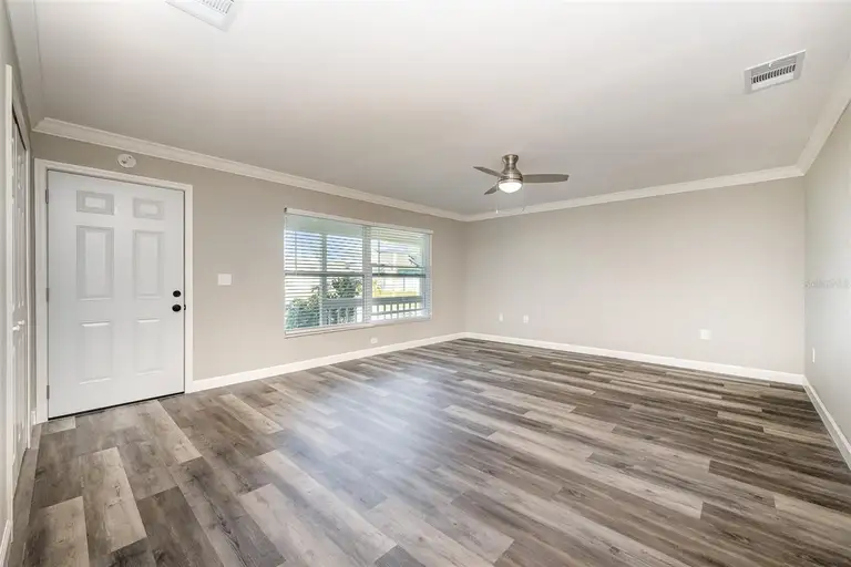 534 HATCHER ST — photo 4