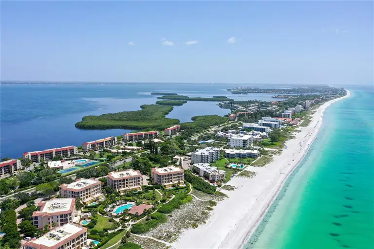 4960 GULF OF MEXICO DR #206