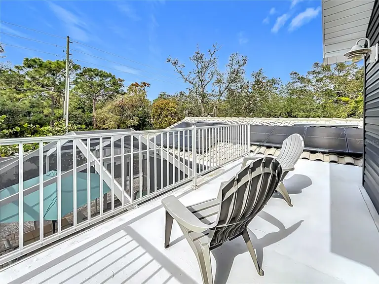 1044 ROSETREE LN — photo 4