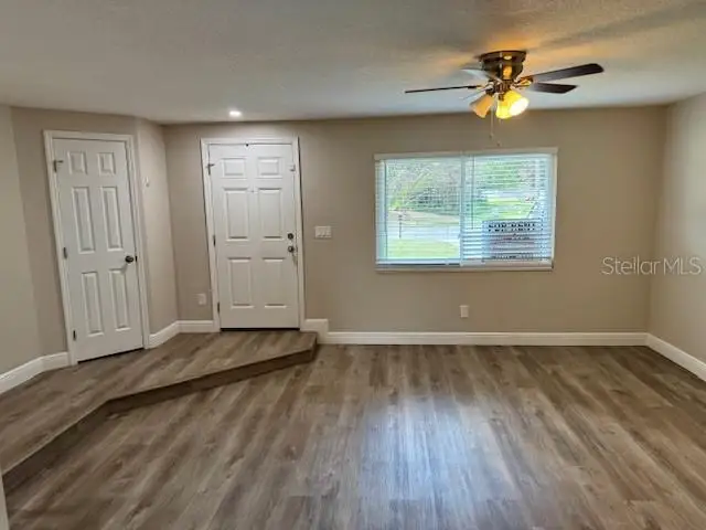 3353 ROYAL ST — photo 3