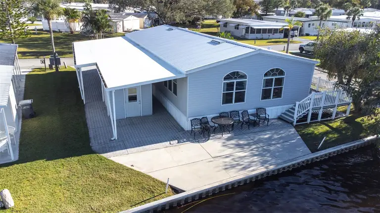 470 LAKESIDE RANCH CIR — photo 3