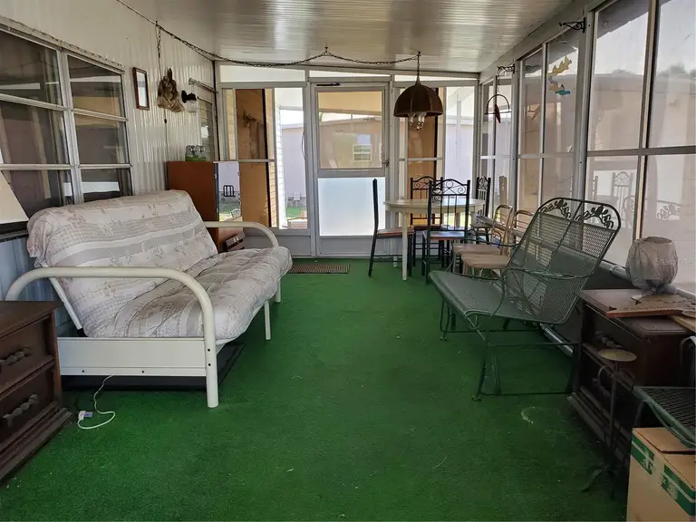 5504 BERMUDA CT — photo 2