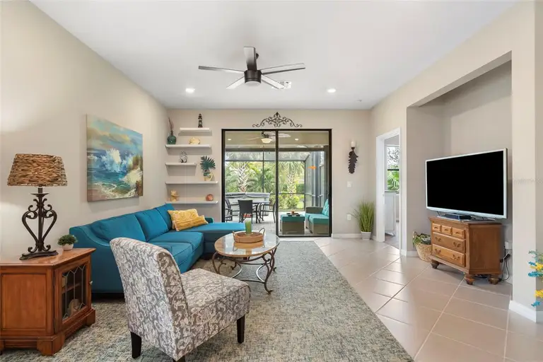 12837 ORIAGO ST — photo 5