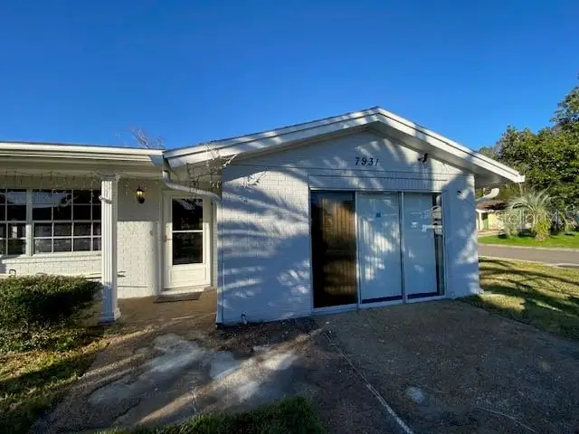 7931 RAINTREE DR — photo 3