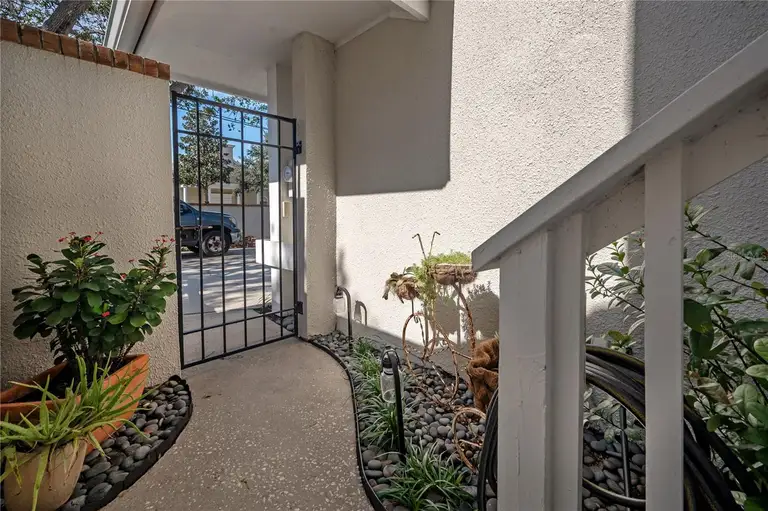 5108 BAYSHORE BLVD — photo 3
