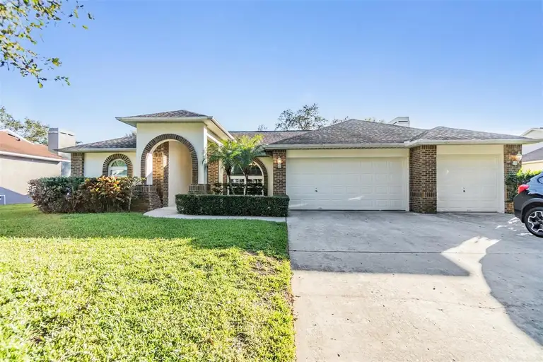 2749 BENT LEAF DR — photo 2