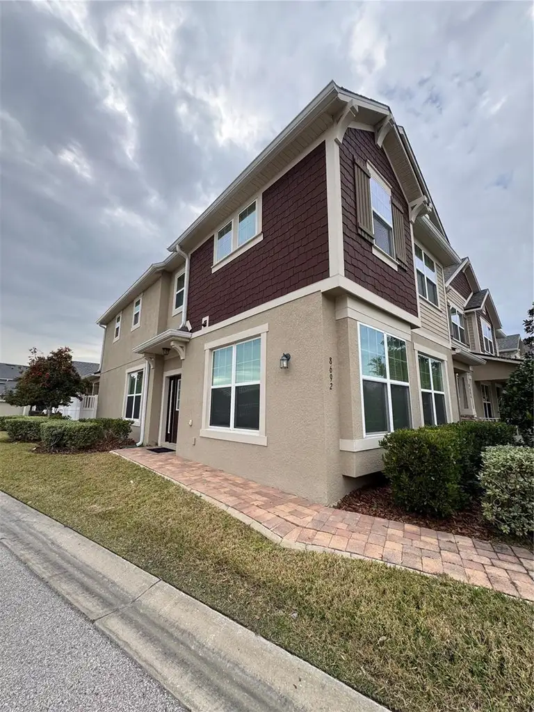 8692 WELLINGTON BLUE LN