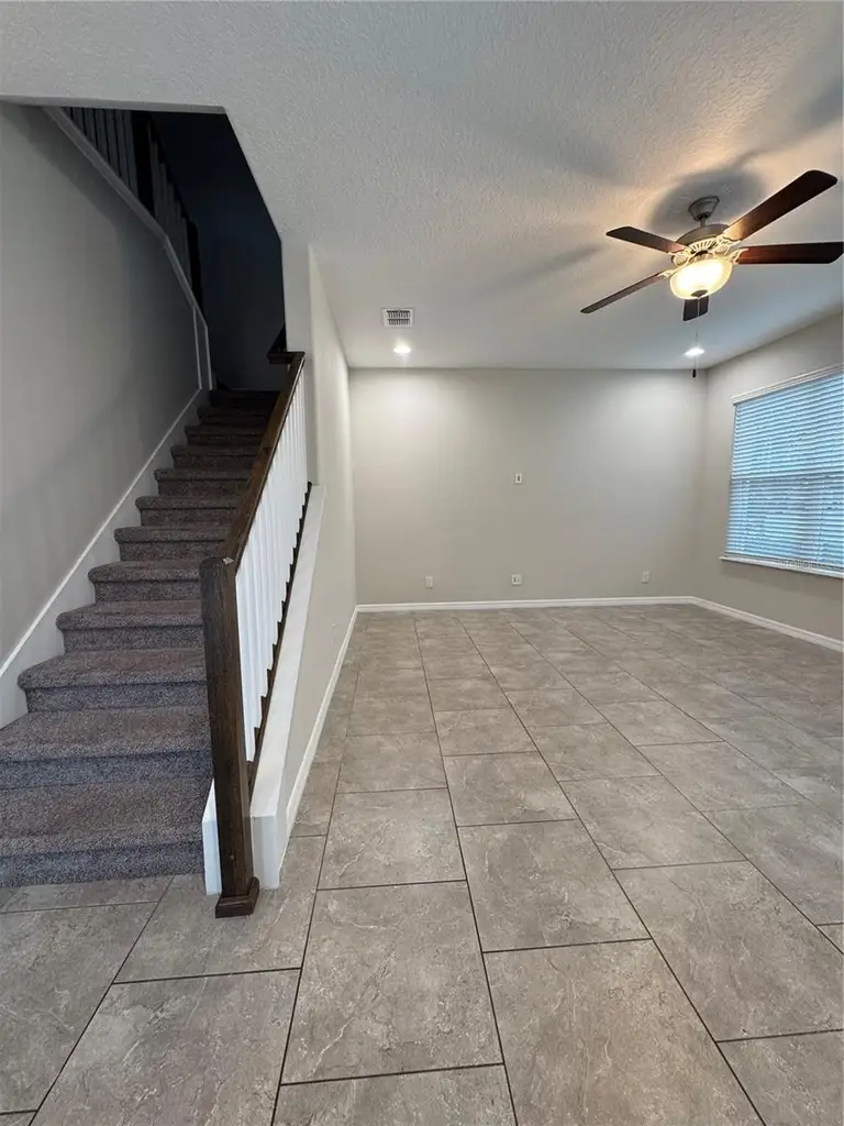8692 WELLINGTON BLUE LN — photo 4