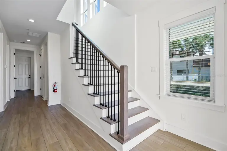 200 SURFVIEW LN — photo 5