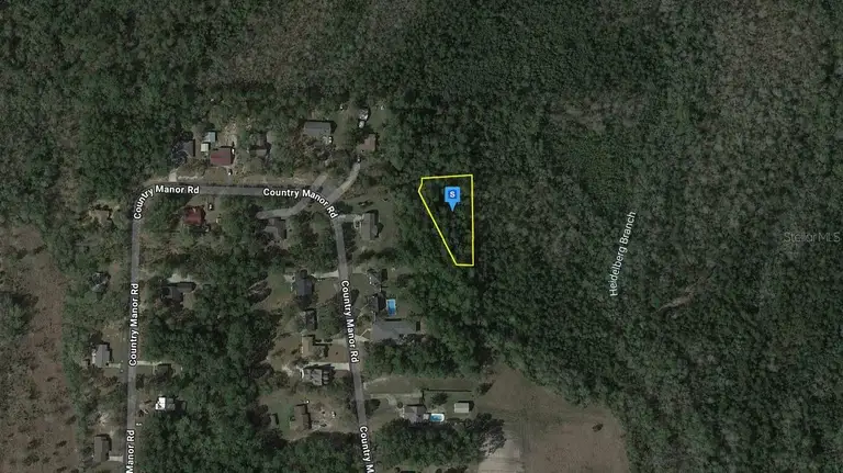 150 COUNTRY MANOR RD — photo 2