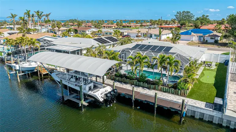 4204 ROYAL PALM DR — photo 2