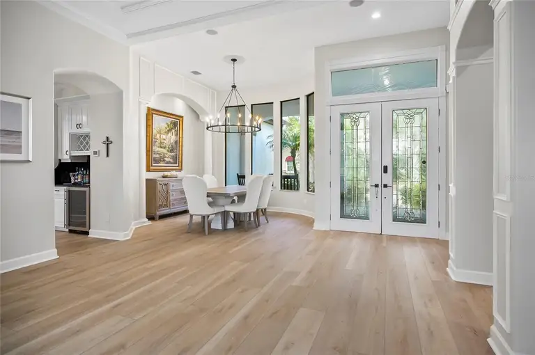 15 S WATERVIEW DR — photo 3