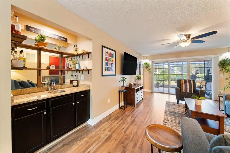 5106 CLUBSIDE DR #5106 — photo 4