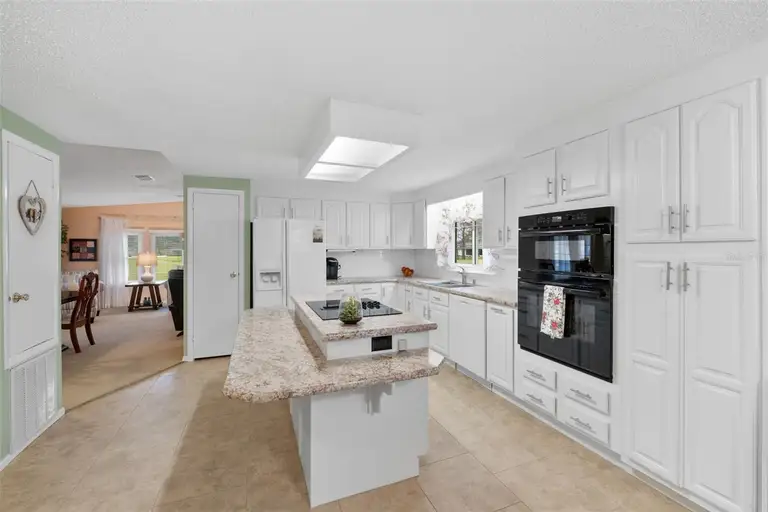 3221 PEBBLE BEND DR — photo 4