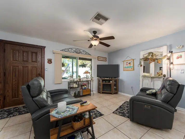 9444 MONICA DR — photo 5