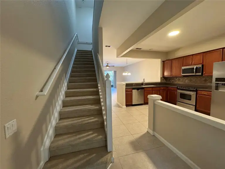 1024 BERKMAN CIR — photo 5