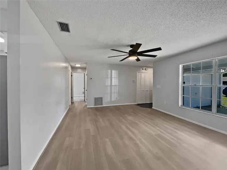 270 DEBARY DR — photo 3