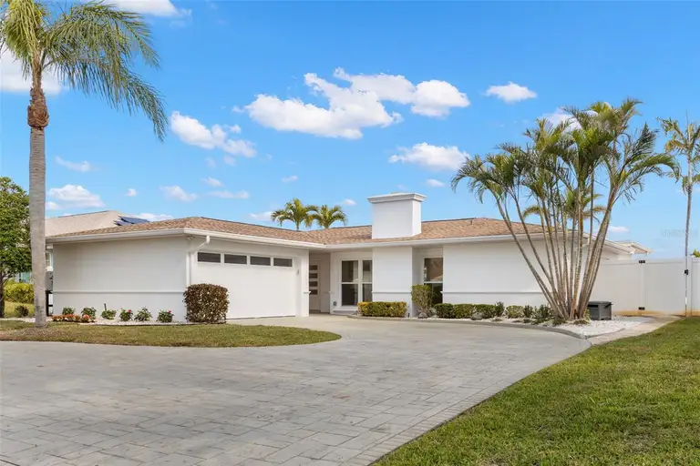280 N JULIA CIR