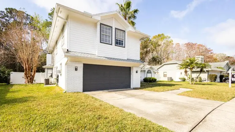 862 SHRIVER CIR — photo 2