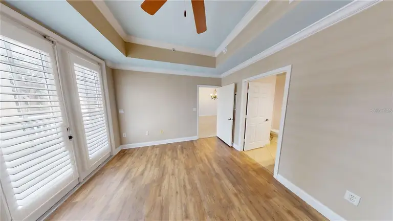 931 BEGONIA RD #102 — photo 4