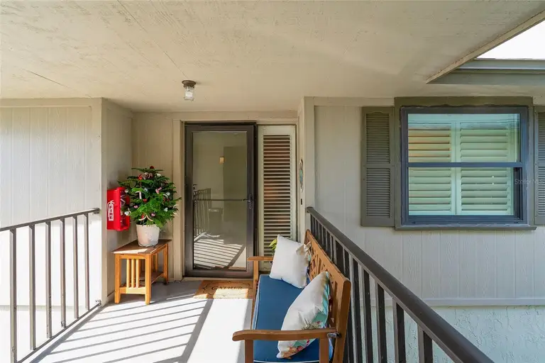 16 ALEDO CT — photo 2