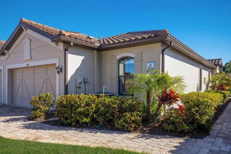 5814 CAVANO DR — photo 2