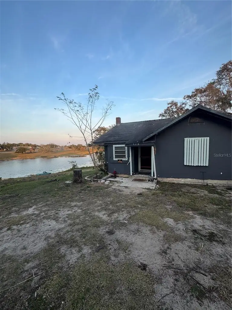 310 LAKE AVE — photo 2
