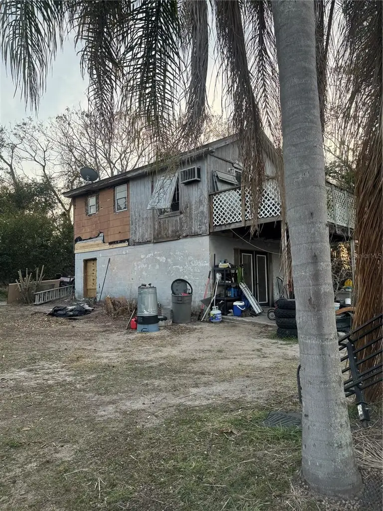 310 LAKE AVE — photo 3