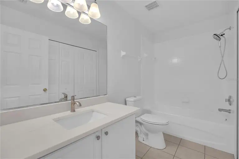 10711 KEYS GATE DR #DR — photo 3