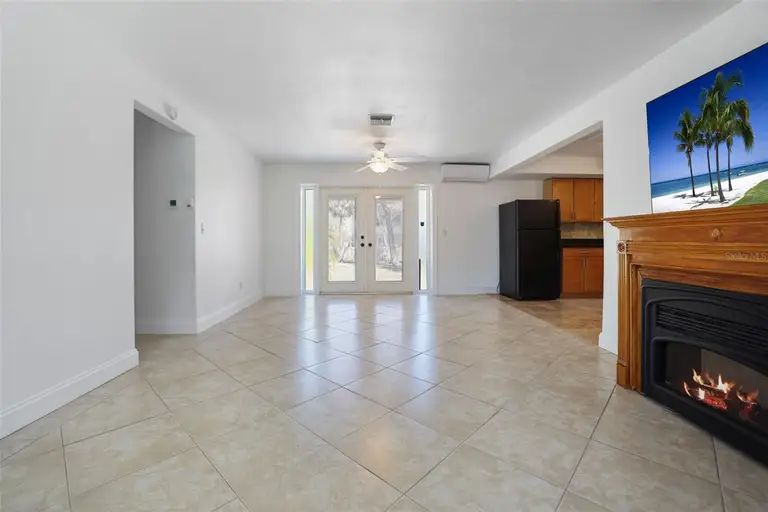 3087 DUANE AVE — photo 3