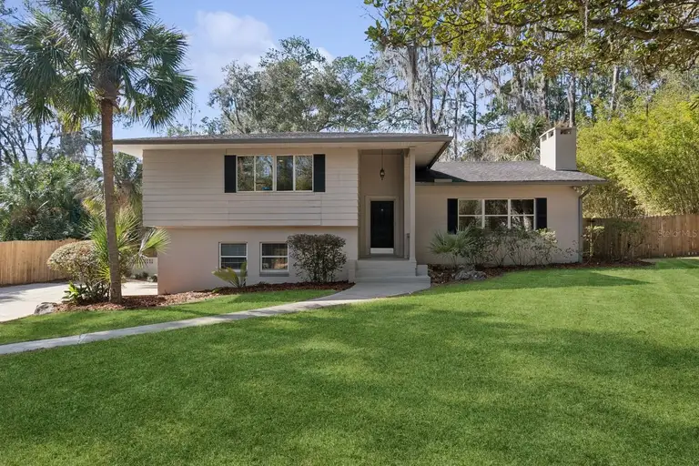 1524 NW 22ND ST