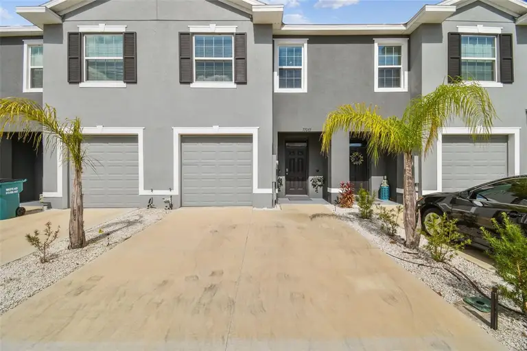 33065 MAJOR OAK DR