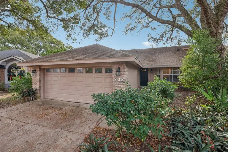 302 BRIDIE CT