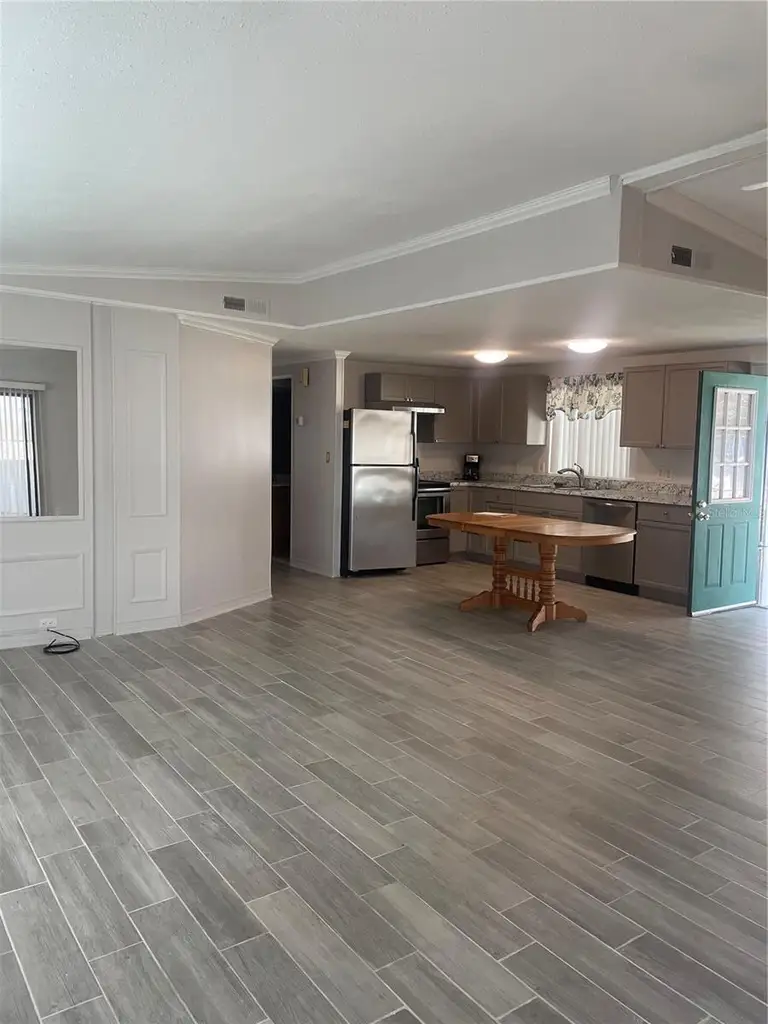 206 MONITOR DR — photo 5