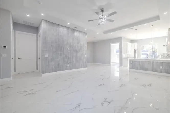 104 WELLWOOD LN #B — photo 3