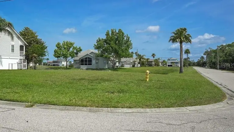 4065 SHEEPHEAD DR — photo 2