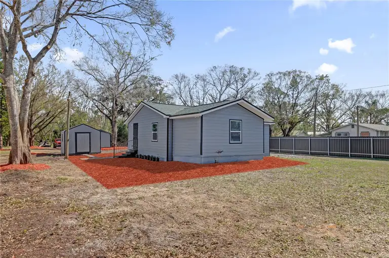 204 BROOKS RD