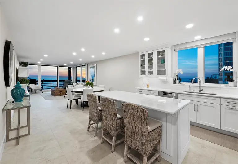 1145 GULF OF MEXICO DR #305 — photo 4