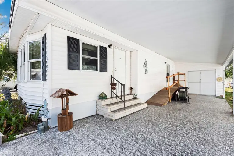 5125 JO ST — photo 4